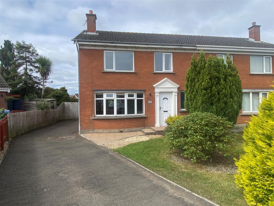 15 Albany Avenue, Bangor, BT19 6YH