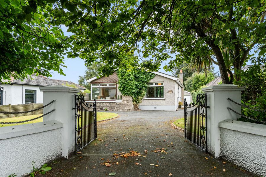 151 Groomsport Road, Bangor, BT20 5NZ