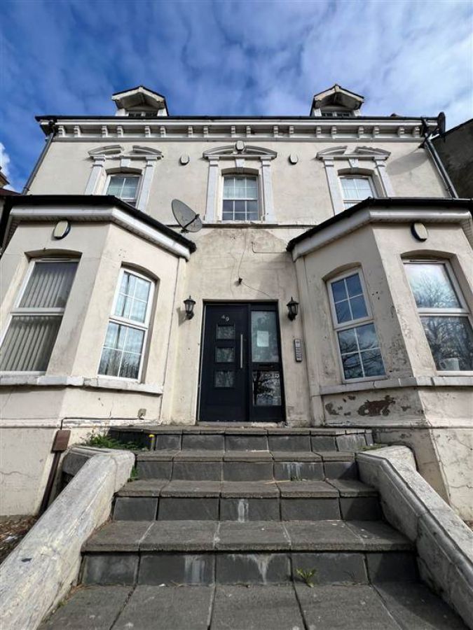 49 Ballygomartin Road - Flat 2, Ballygomartin, Belfast, BT13 3LA