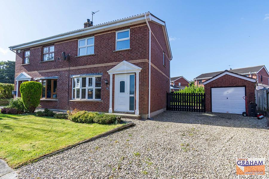 25 Highgrove, Lisburn, BT27 5AX
