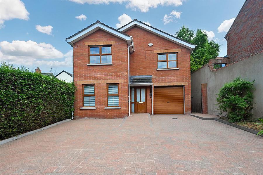 1A Knockvale Park, Belfast, BT5 6HH