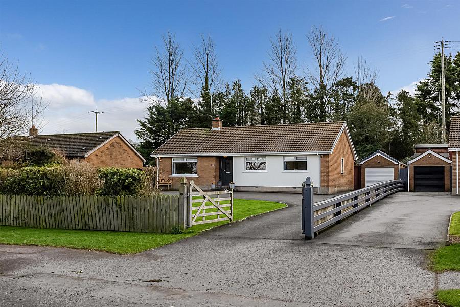 18 Ballynahinch Road, Saintfield, BT24 7AE