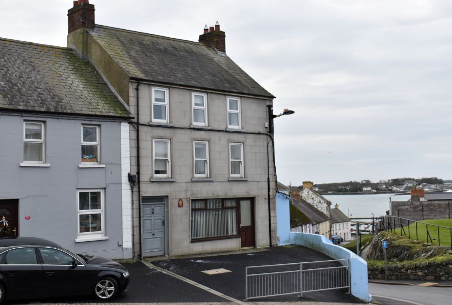 24 The Square, Portaferry, BT22 1LN