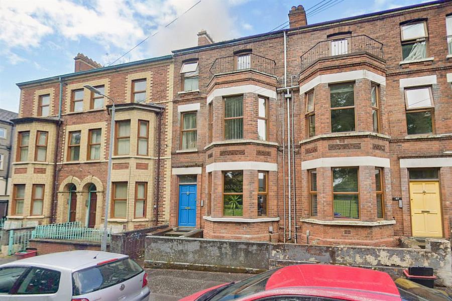 Flat 2, 40 Castleton Gardens, 40 Castleton Gardens, Belfast, BT15 3BY