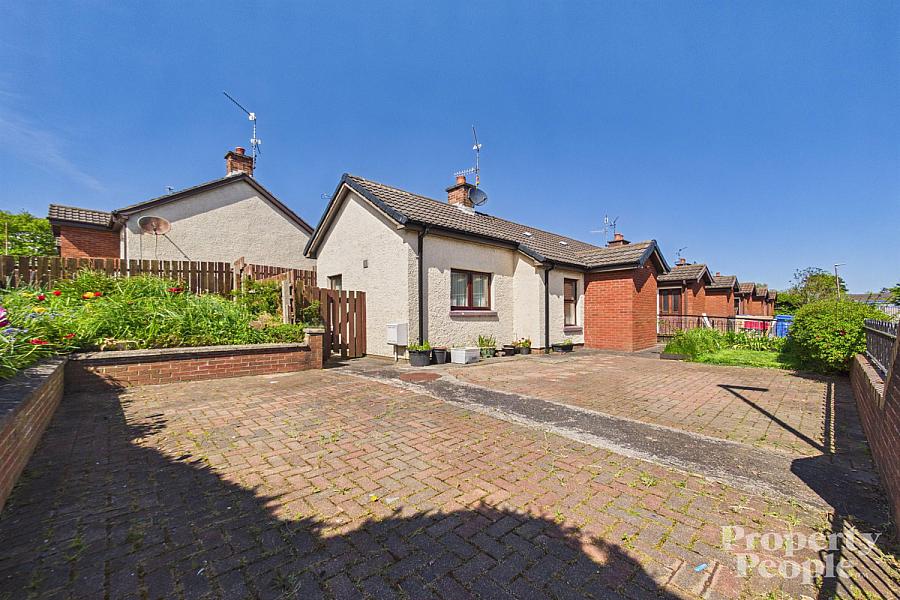 27 Ramoan Drive, Andersonstown, Belfast, BT11 8LH