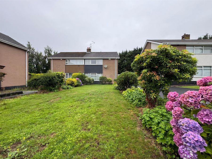 16 Steeple Green, Stiles Way, Antrim, BT41 1BP