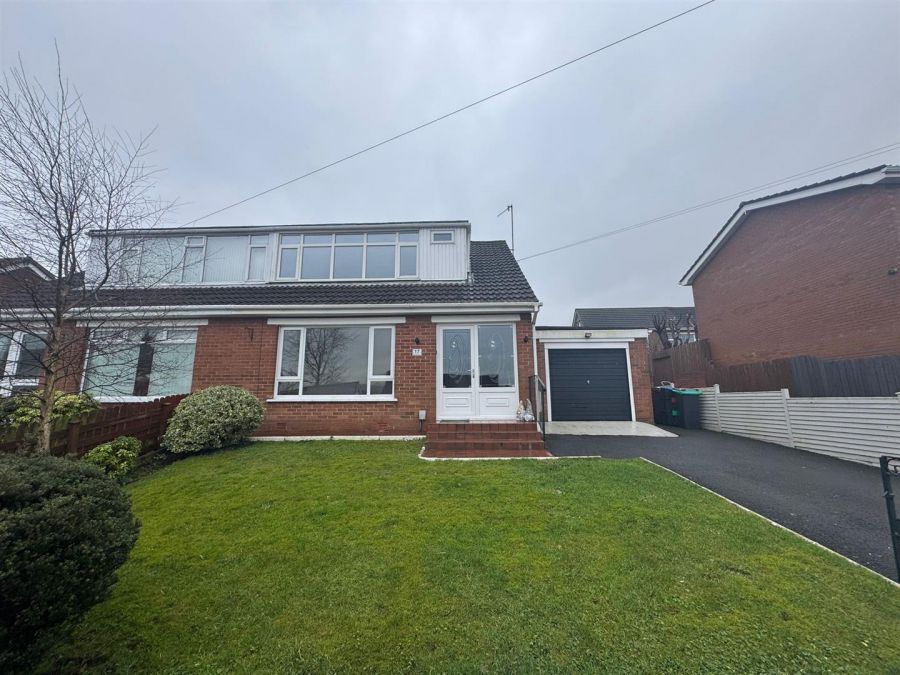 17 Ravelston Avenue, Carnmoney, Newtownabbey, BT36 6PF