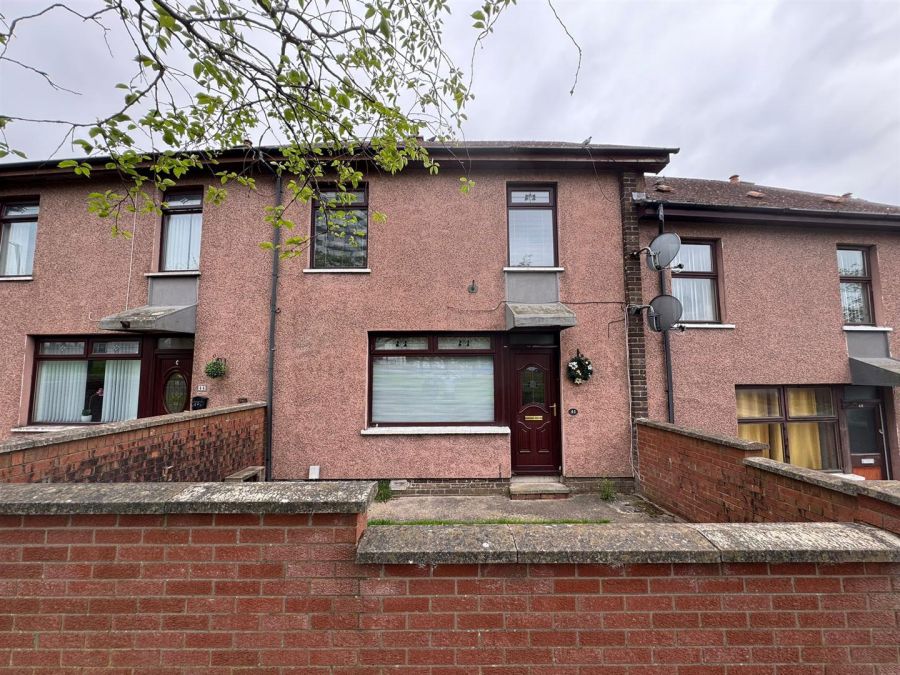 42 East Way, Rathcoole, Newtownabbey, BT37 9NR