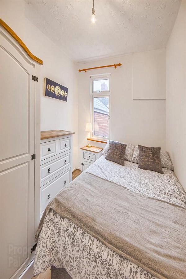 Room 2, 33 Farnham Street, 33 Farnham Street, Belfast, BT7 2FL