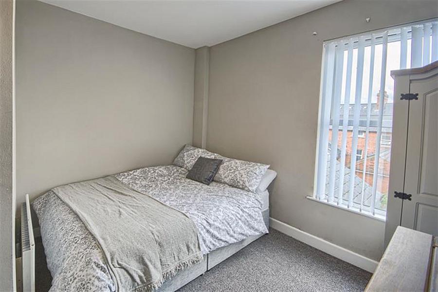 Room 6, 157 University Street, 157 University Street, Belfast, BT7 1HR