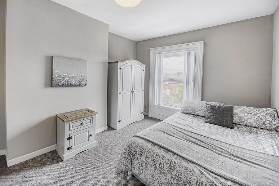 Room 7, 157 University Street, 157 University Street, Belfast, BT7 1HR