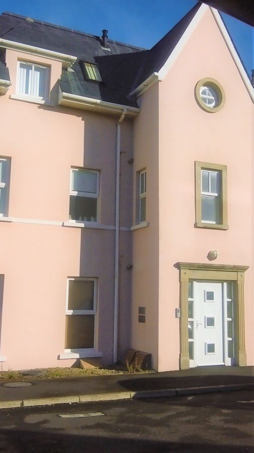 35 West Strand Avenue, Portrush, BT56 8FD