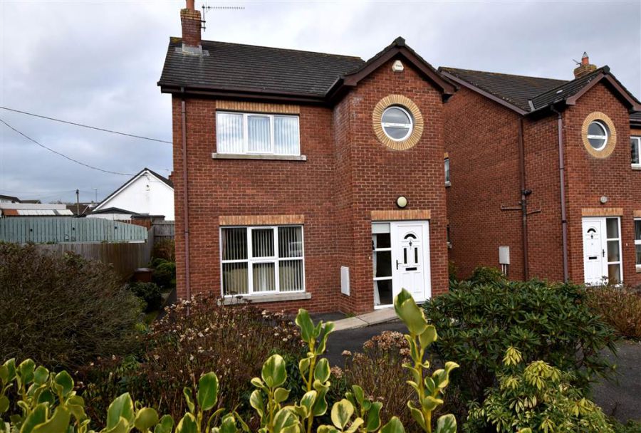 1 Glenford Grove, Newtownards, BT23 4GD