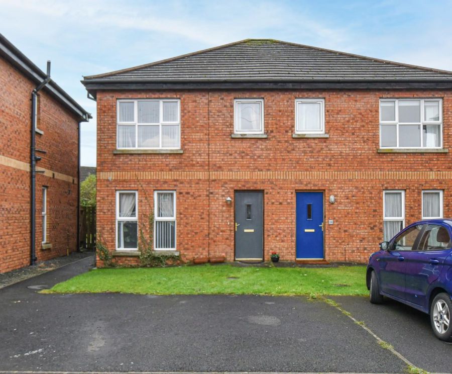 60 Balmoral Square, Bangor, BT19 7XL