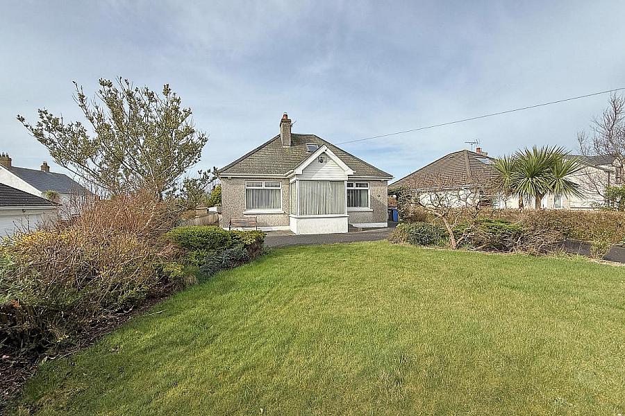 2 Bushfoot Road, Portballintrae, BT57 8RR