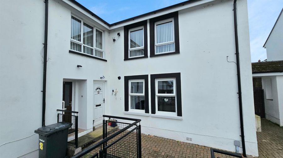 16 Ororkes Row, Carrickfergus, BT38 8QD