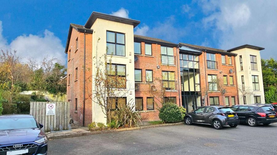 10 Old Shore Close, Trooperslane, Carrickfergus, BT38 8TL