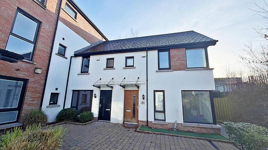 43 Lakeside Court, Coleraine, BT52 2FN