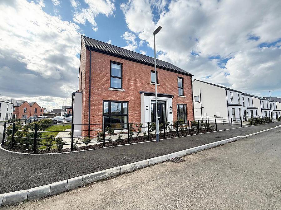 326 Henley Hall, Mountsandel, Mountsandel, Coleraine, BT52