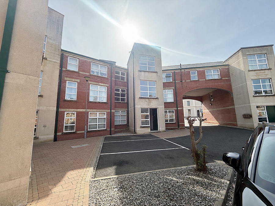 38 Irish Society Court, Coleraine, BT52 1GX