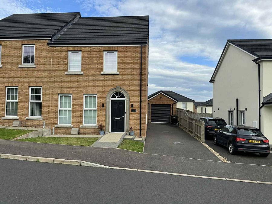 5 Bashford Park Lane, Carrickfergus, BT38 9FH