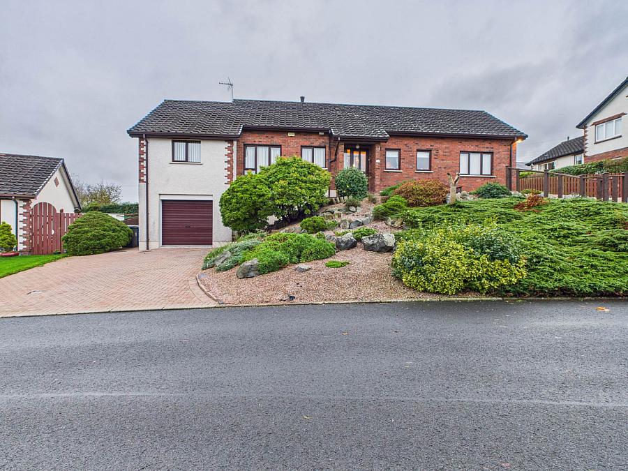 4 Inver Heights, Larne, BT40 3AR