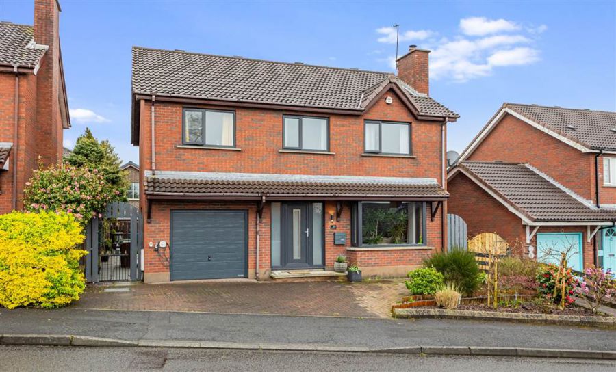 25 Adlon Crescent, Laurel Hill Road, Lisburn, BT28 2EG