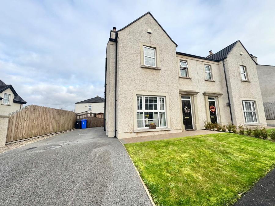 4 Cranny Oaks, Omagh, BT79 0FQ