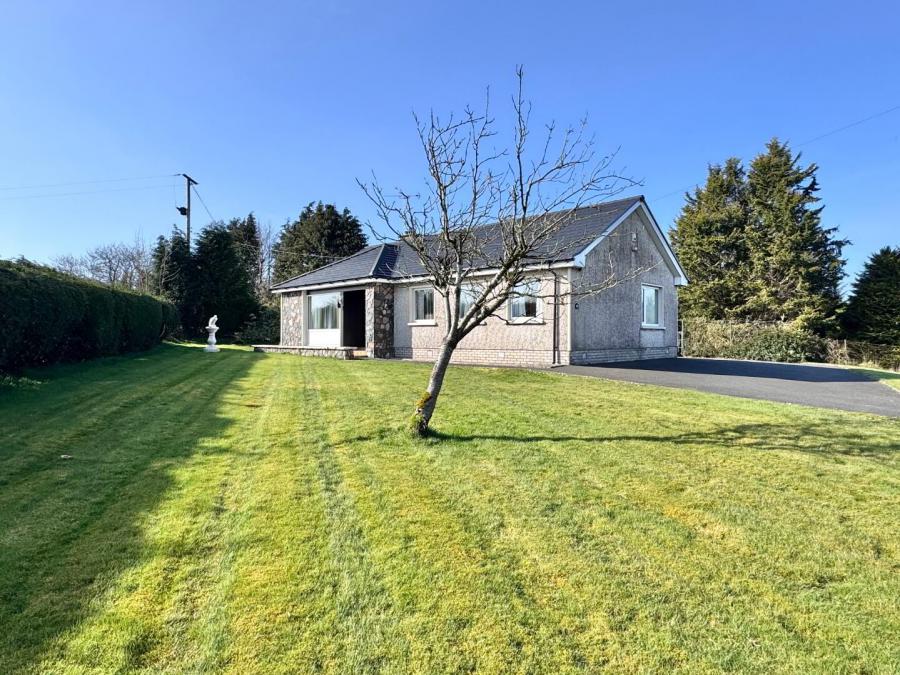 53 Farmhill Road, Omagh, BT79 0PY