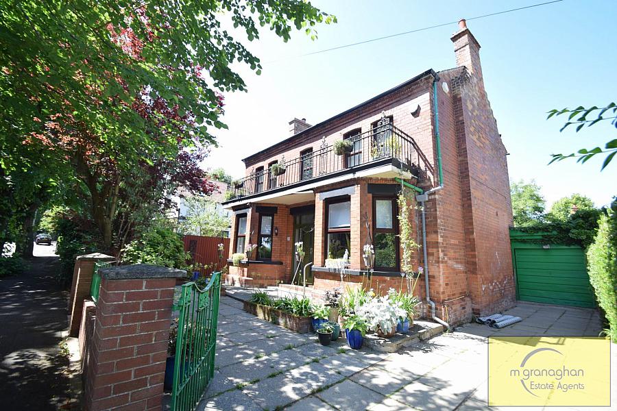 20 Knutsford Drive, Cavehill, Belfast, BT14 6LZ