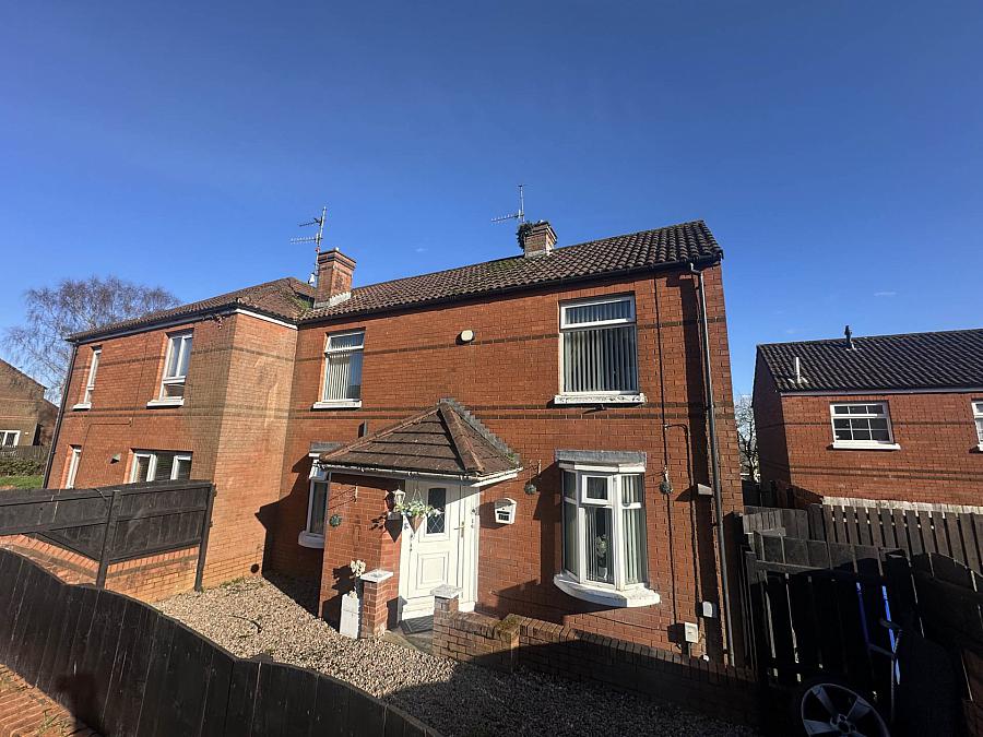 17 Woodside Drive, Poleglass, Belfast, BT17 0SP