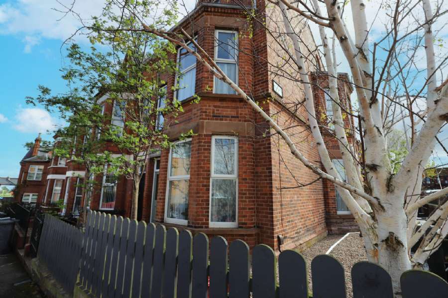 Flat 3, 12 The Mount, Albertbridge/Woodstock Area, Belfast, BT5 4NA