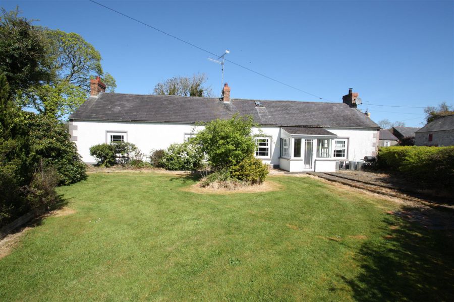 28 Killyleagh Road, Crossgar, Downpatrick, BT30 9LA
