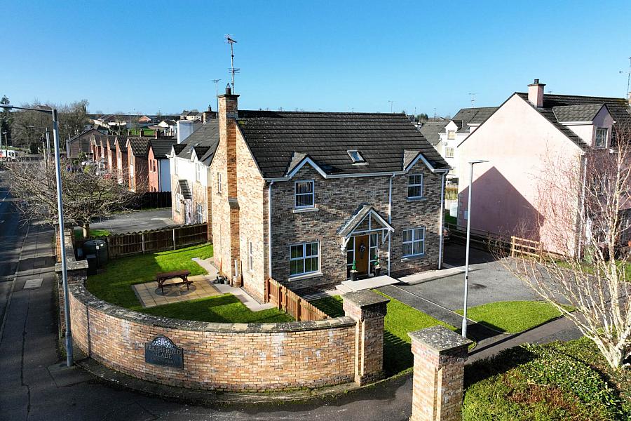 2 Featherbed Glade, Rossorry, Enniskillen, BT74 7HW