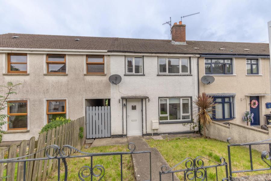 16 Hennessy Park, Newry, BT34 2EE